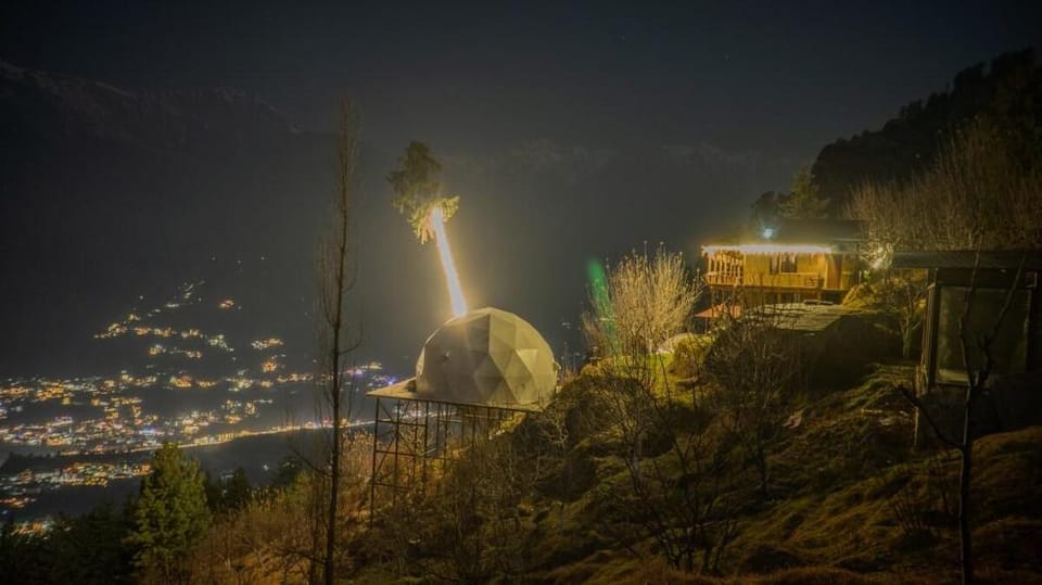Glasshouse Igloo Dome In Sethan, Manali Vacation rental in Himachal Pradesh
