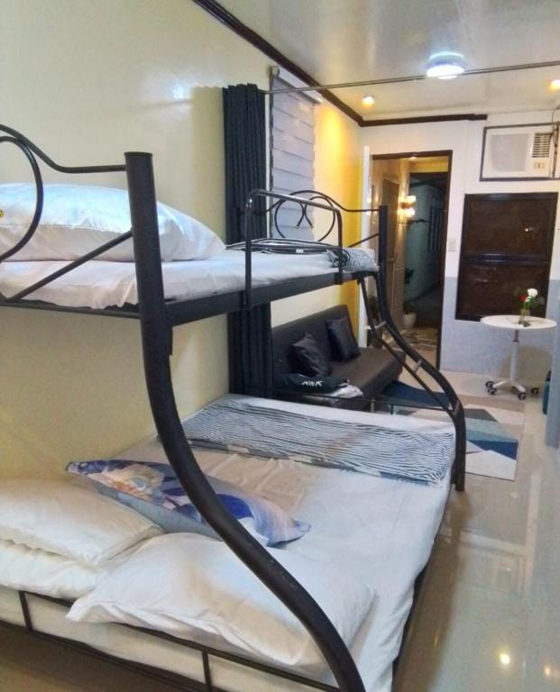 Parayno's Residence (Free WIFI) Vacation rental in Marikina