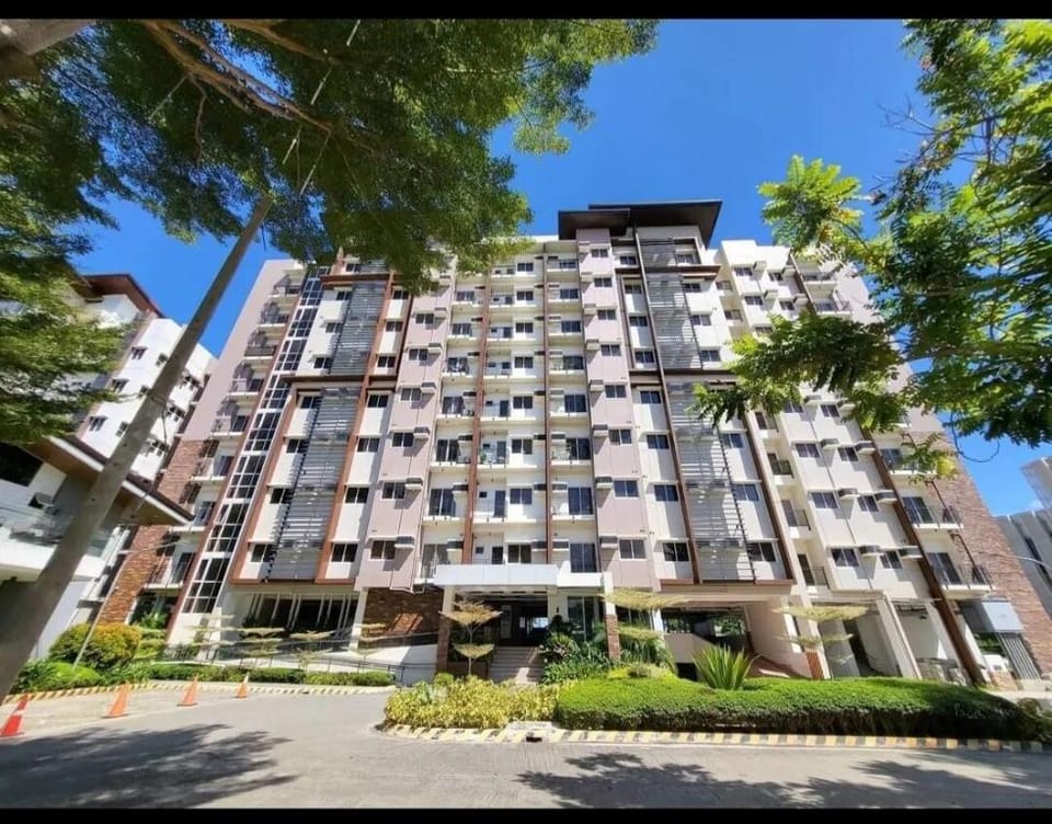 Minimalist Spacious Studio Apartment in Davao City