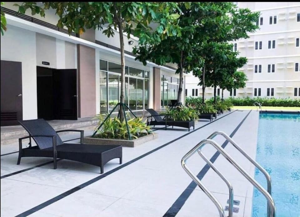 Tal Staycation
1 bed /bath/kitchen
Neflix
Internet Vacation rental in Quezon City
