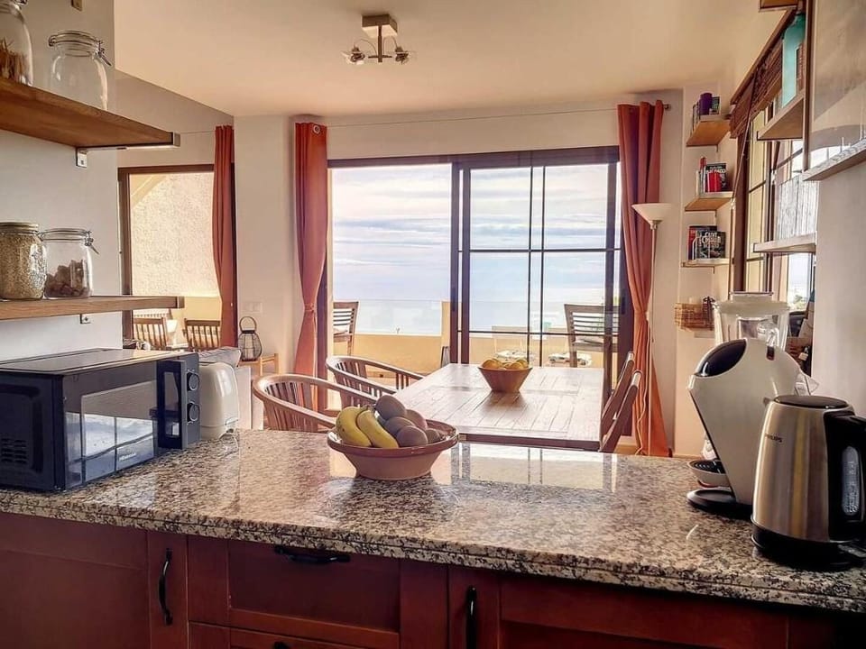 Maison avec jaccuzzi, vue mer montagne, calme Villa in Marina Baixa
