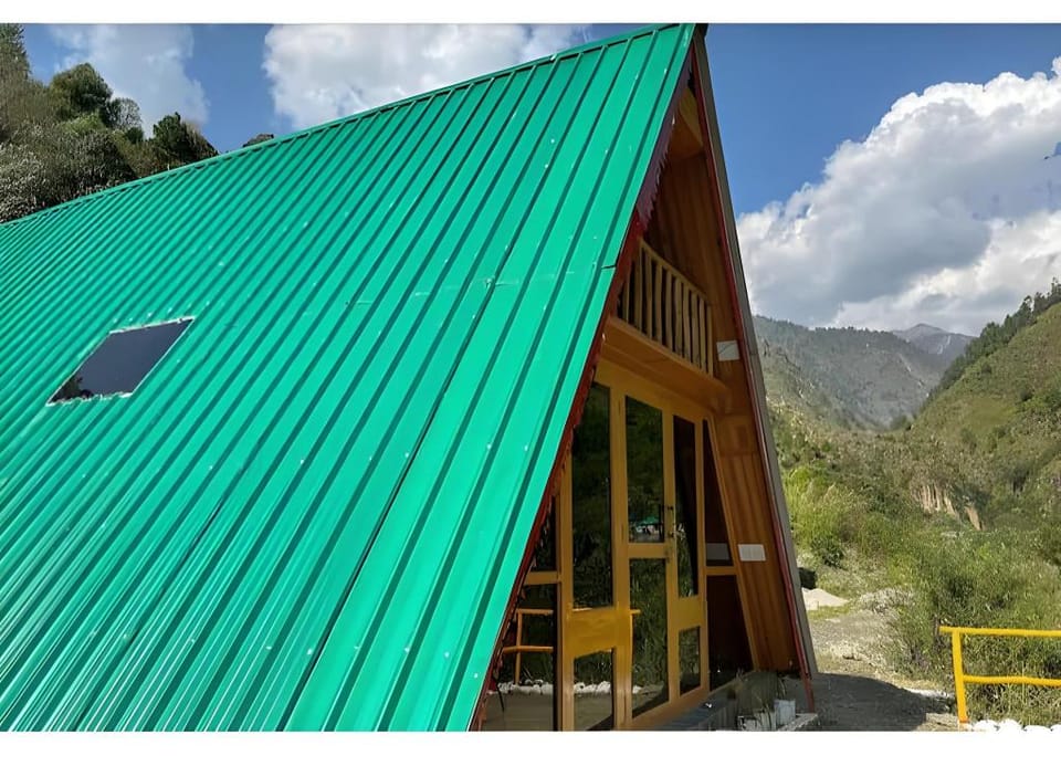 ASHAPURI COTTAGE , Near Rupi Raila Waterfall Vacation rental in Himachal Pradesh