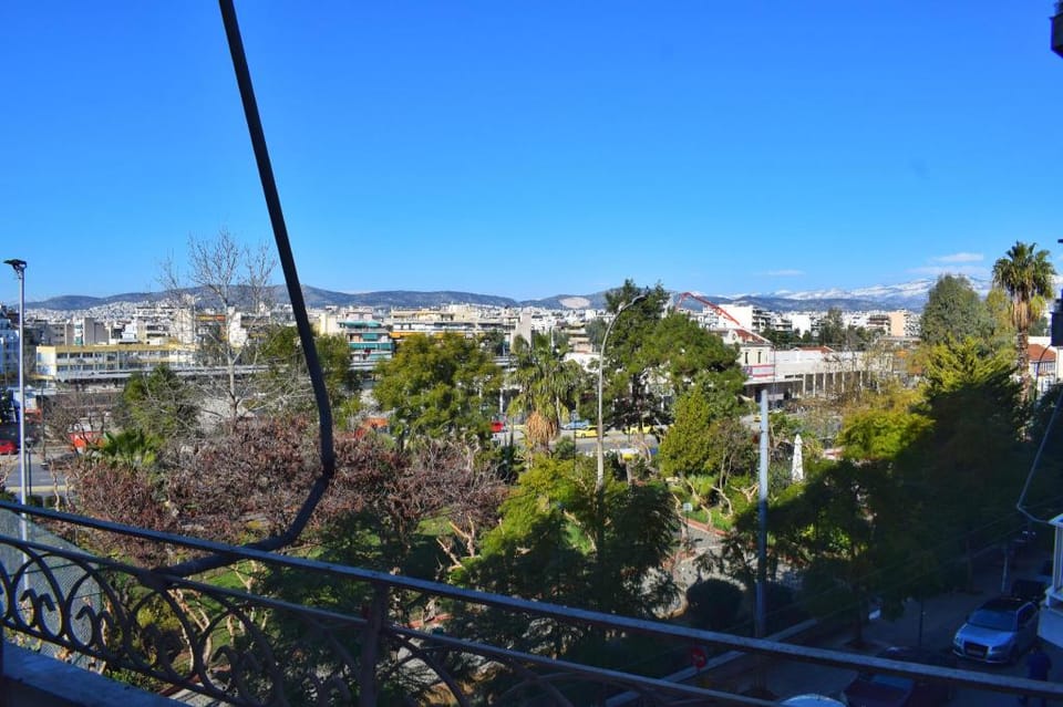Athens Central Station SmArt Stay Apartment in Athens