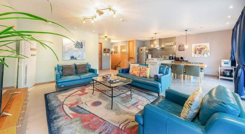 Bottega Pool Villa Pension Bed and Breakfast in Gyeonggi-do