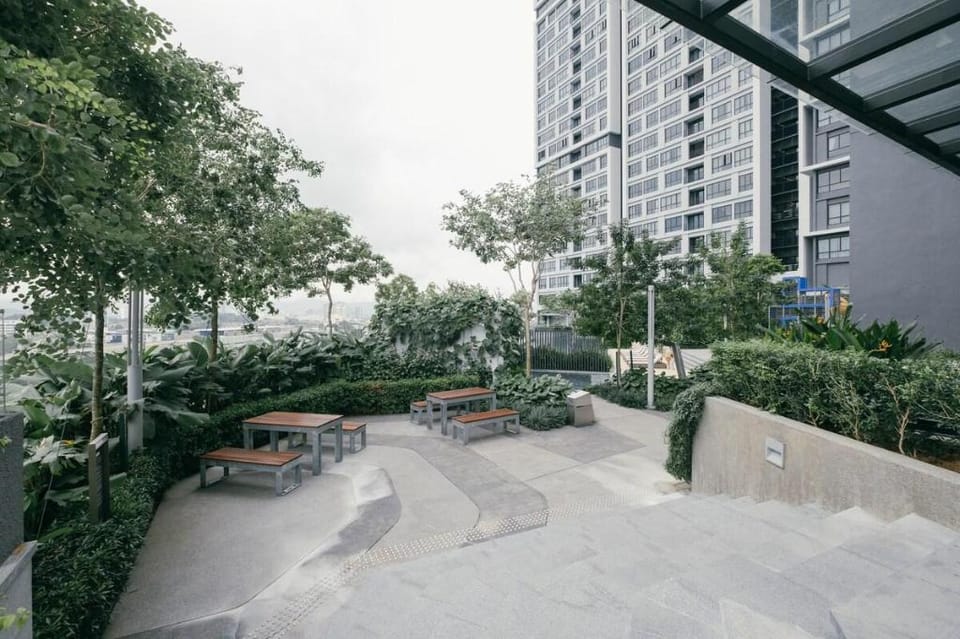 Modern Studio,Infinity Pool,YoutubeNetflix Apartment in Petaling Jaya