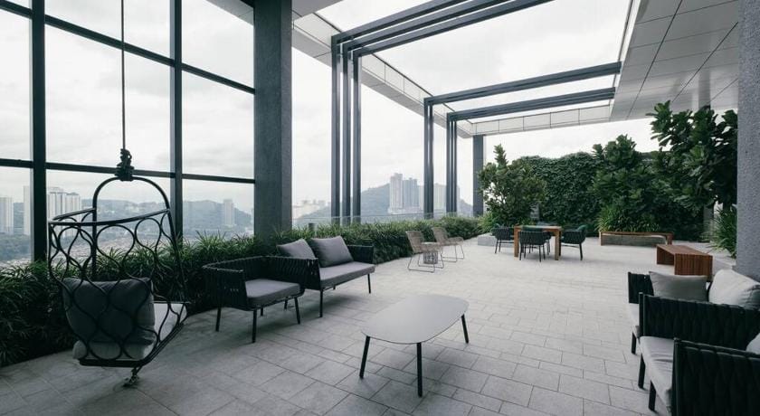 Modern Studio,Infinity Pool,YoutubeNetflix Apartment in Petaling Jaya