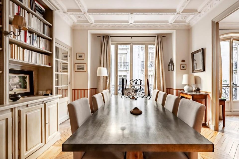 Luxury Home - Trocadero Apartment in Paris