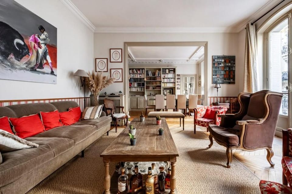 Luxury Home - Trocadero Apartment in Paris