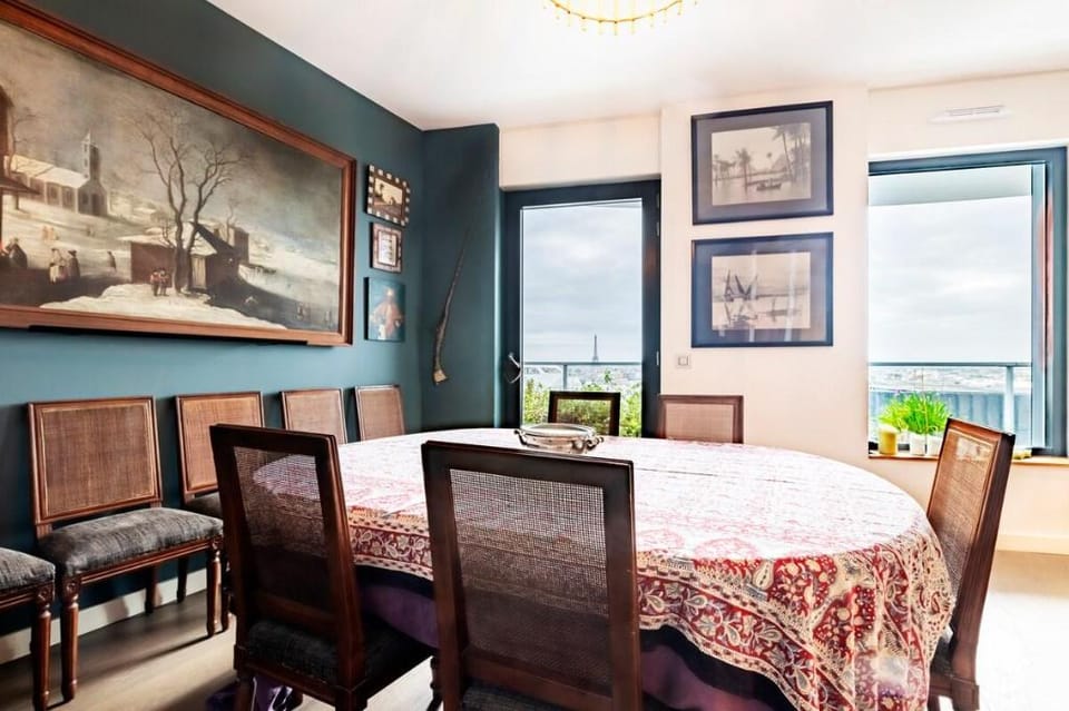 Luxury Home - Batignolles / Montmartre view Apartment in Paris