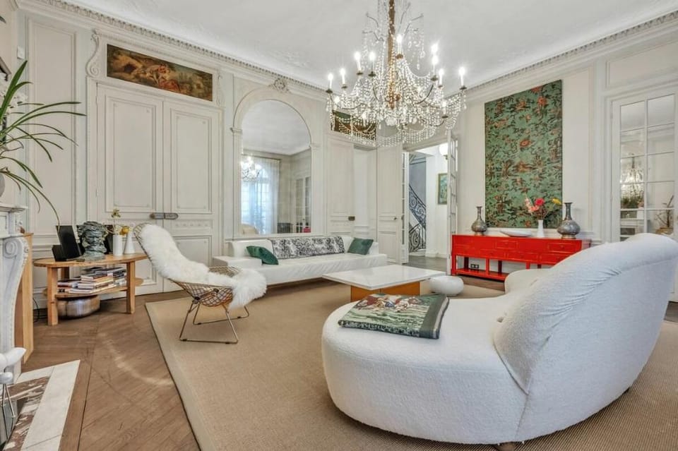 Luxury House VIP Service - Arc de Triomphe Vacation rental in Paris
