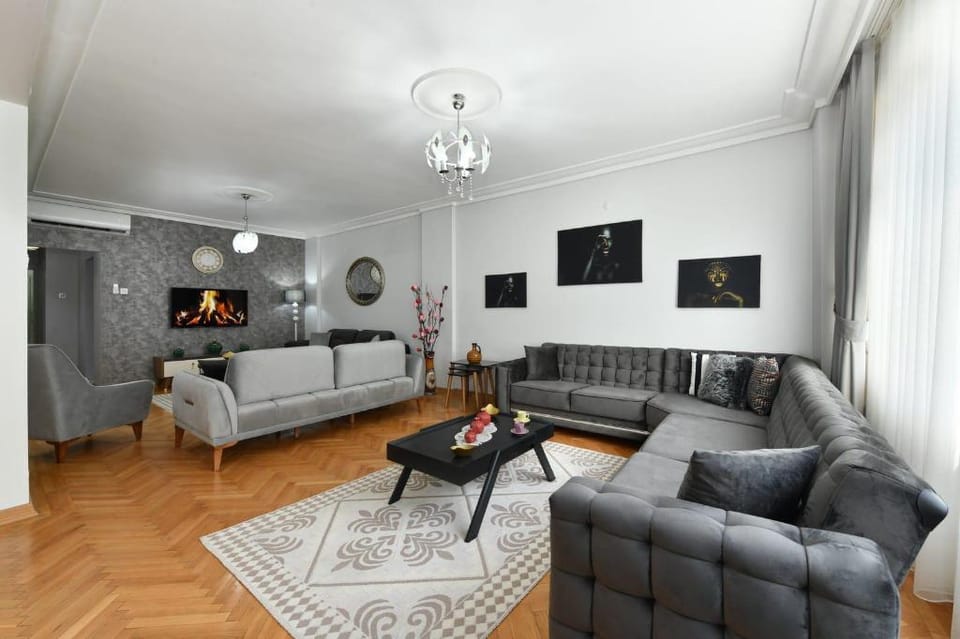 Center Suite 5 /Luxury Apartment in Istanbul Sisli Apartment in Istanbul