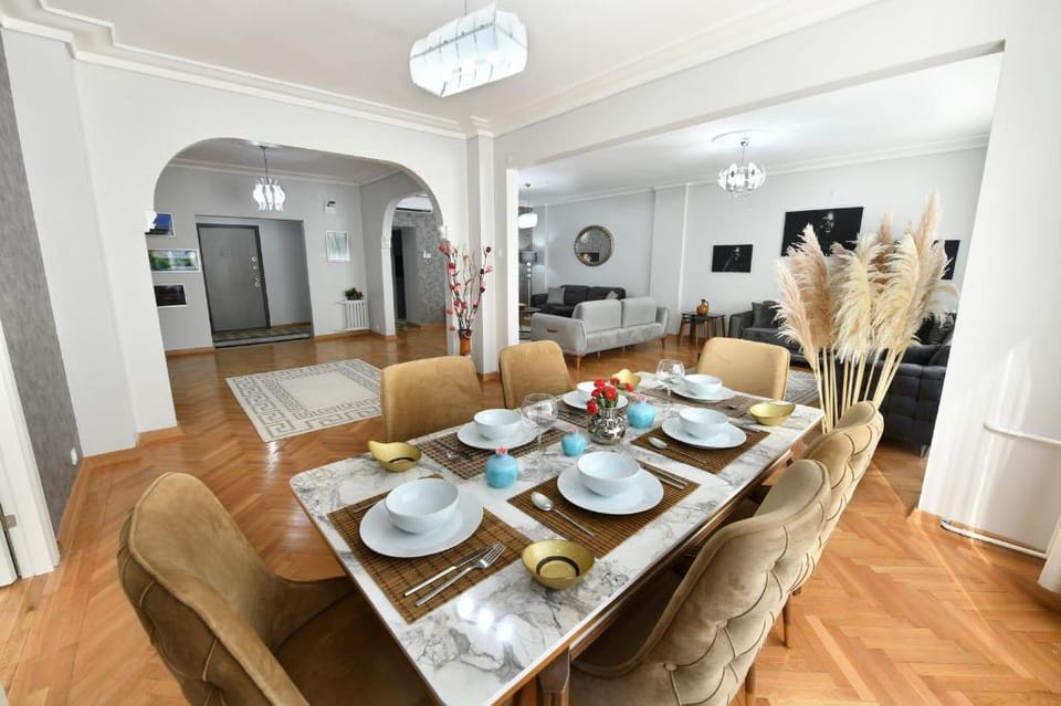 Center Suite 5 /Luxury Apartment in Istanbul Sisli Apartment in Istanbul