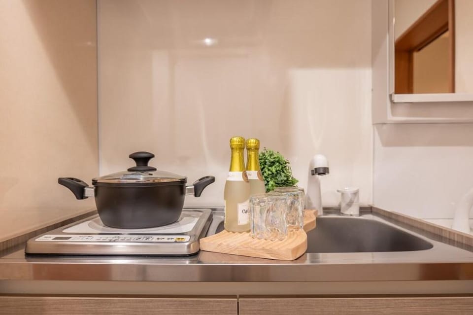 Sakura no Kawa 13/7-minute walk from Ikebukuro Station/Newly Renovated/WIFI/TV/Private Bathroom Vacation rental in Japan