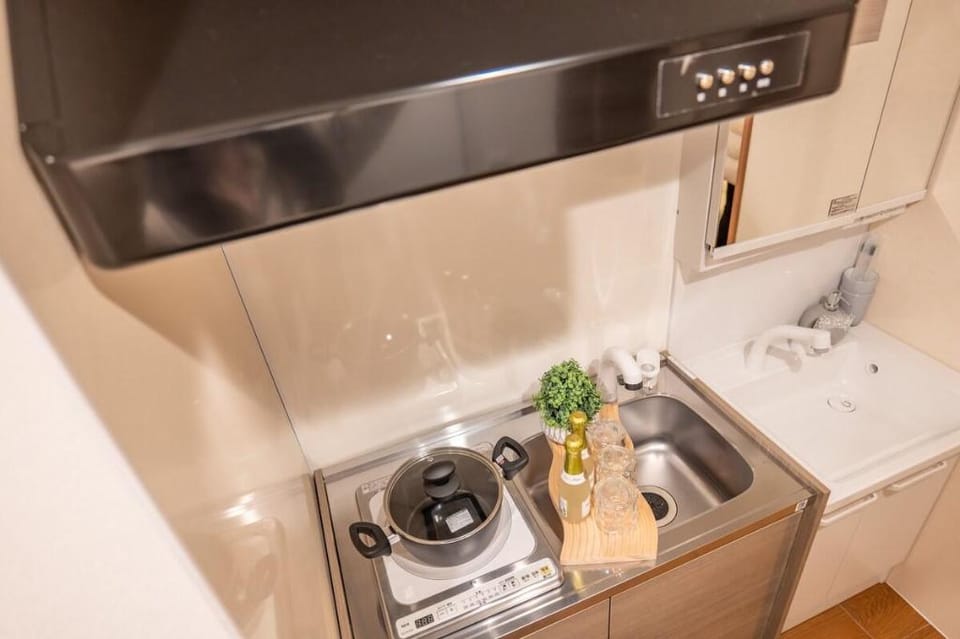 Sakura no Kawa 13/7-minute walk from Ikebukuro Station/Newly Renovated/WIFI/TV/Private Bathroom Vacation rental in Japan