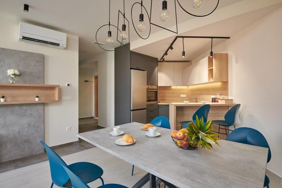 Luxury Two Bedroom Apartment Tiffany Apartment in Cavtat
