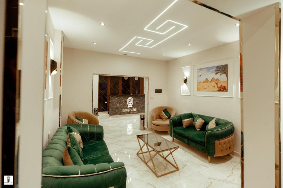 Queen Ash pyramids view Apartment in Egypt