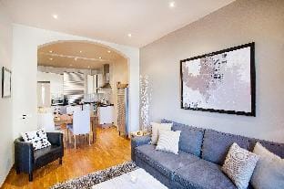 Viladomat Eixample Apartment Apartment in Barcelona