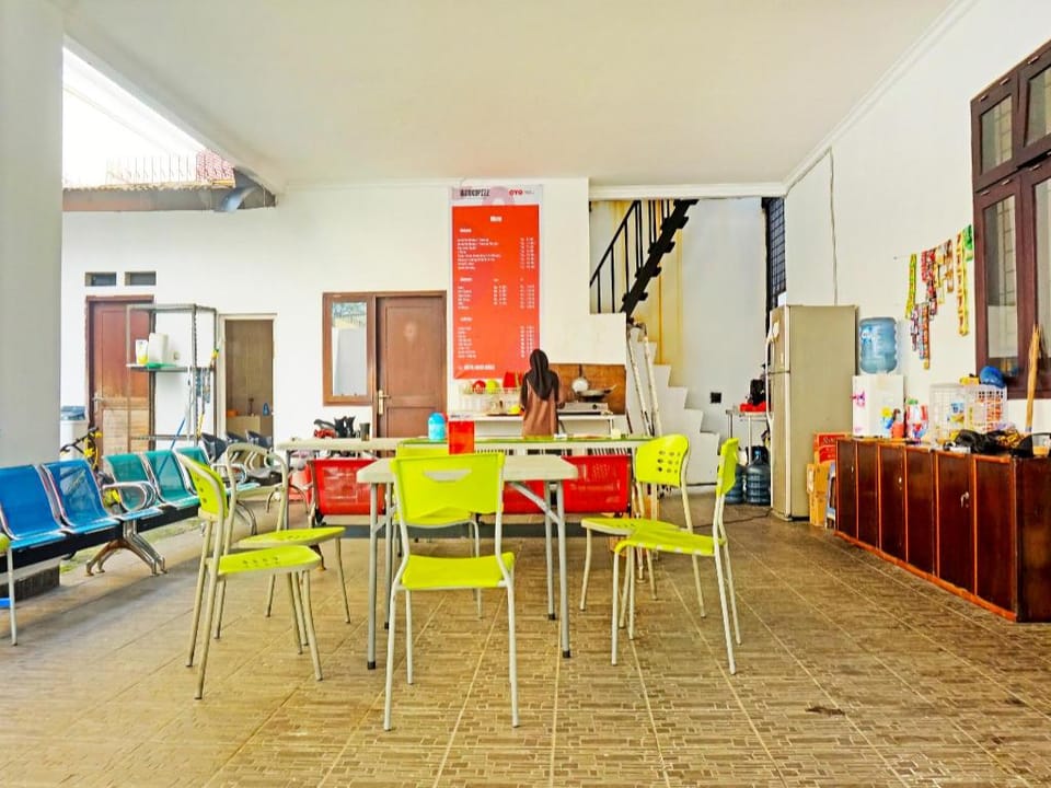 OYO 91349 Taman Permata 3 Residence Hotel in West Java