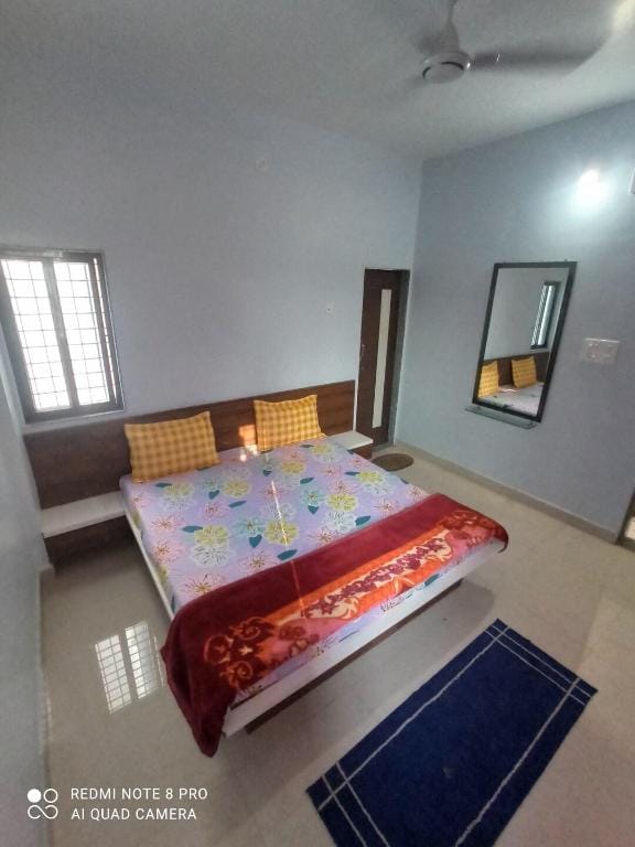 hotel adiraj palace and lodging Hotel in Maharashtra