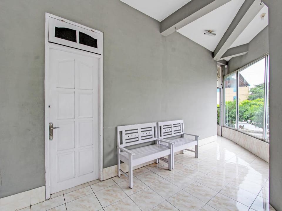 OYO 92166 Nirwana Inn Syariah Hotel in Special Region of Yogyakarta