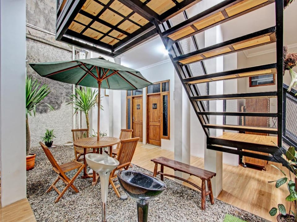 OYO 92757 Ndalem Pusponyidro Syariah Hotel in Special Region of Yogyakarta