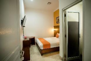 Hotel Poncowinatan - Tugu  Apartment in Yogyakarta