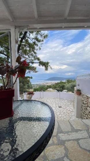 Eris Loft - 1 Bedroom Apartment Apartment in Lefkada