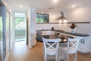 Lagoon 202 on Hamilton Island by HamoRent Apartment in Whitsundays