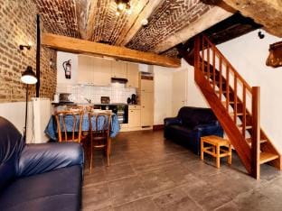Nice apartments in a monumental square farm. Vacation rental in Flanders