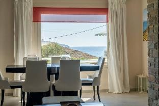 Relax & Joy Villa - Easy Beach Access, 150m Away Villa in Kea-Kythnos