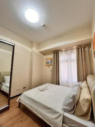 Bayview Bliss @ Radiance | Pool & Pet-Friendly Apartment in Pasay
