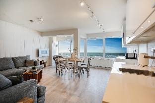Sea Spray - Bracklesham Bay Apartment in Chichester District