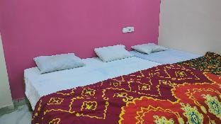 Ujjain Mahakal Dwar HomeStay Opposite Shri Nandi Dwar - Mahakal Corridor Vacation rental in India