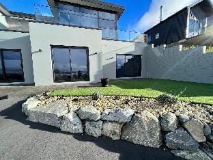 Starry Vista Beta - Superior Views of Lake Tekapo Vacation rental in Lake Tekapo
