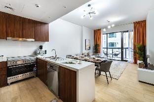 Stylish 2BR in La Rive 2 Vacation rental in Dubai