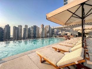Full Marina view | High Floor Vacation rental in Dubai