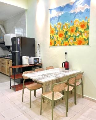Mersing Fun House 乐居 (2.5km To Mersing Jeti) Vacation rental in Mersing
