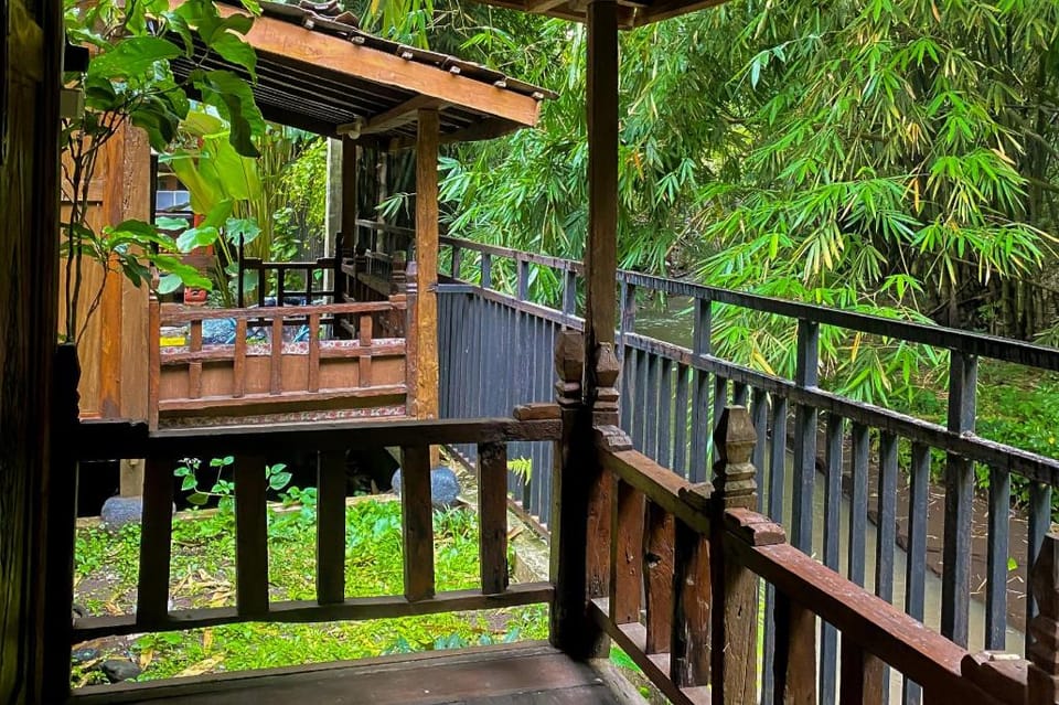 Lembah Mbalong Resort Mitra RedDoorz Near Exit Tol Singosari Hotel in East Java