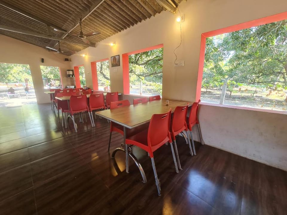 Dev Farm Sasan Gir Hotel in Gujarat