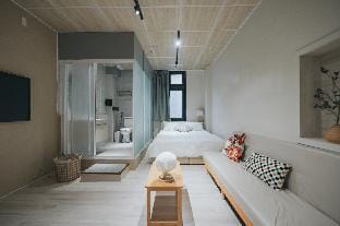 Hsu's Place-許寓 Bed and Breakfast in Kaohsiung