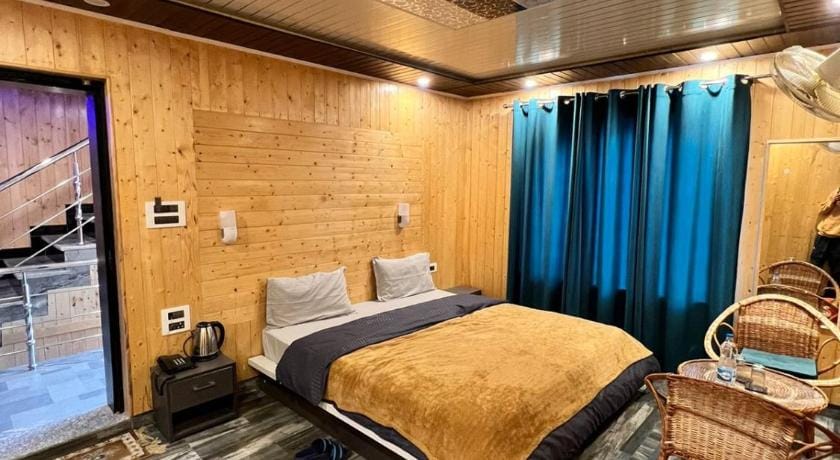 sonamarg snow view Hotel in India