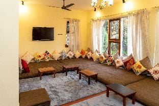 VILLA - Comfort meets timeless elegance! Villa in Kathmandu