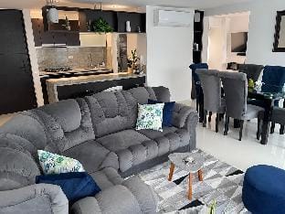 Ubicación ideal: Apartamento frente al CC. Cacique Apartment in Floridablanca