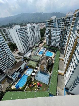 Ubicación ideal: Apartamento frente al CC. Cacique Apartment in Floridablanca