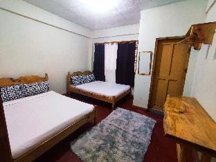 Glydee's Lodging Home Quad Room Apartment in Cordillera Administrative Region