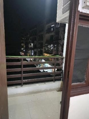 The Raveesh B6 - 2 Bedroom Apartment w/ Kitchen Apartment in New Delhi