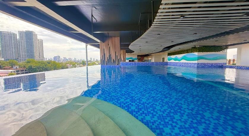 Topspot Staycation @HarbourParkResidences Hotel in Mandaluyong