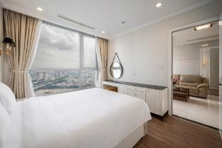 Urban Retreat Vinhomes Riverside Apartment in Ho Chi Minh City