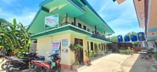 OYO 1121 JUNLYN APARTELLE Apartment in Panglao