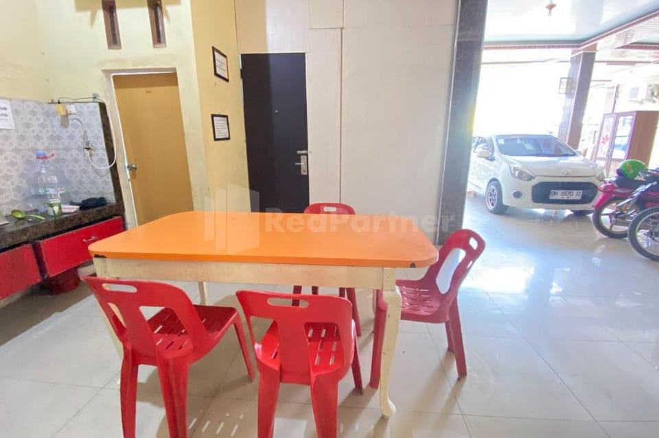 Aisyah Homestay Syariah RedPartner Hotel in Indonesia